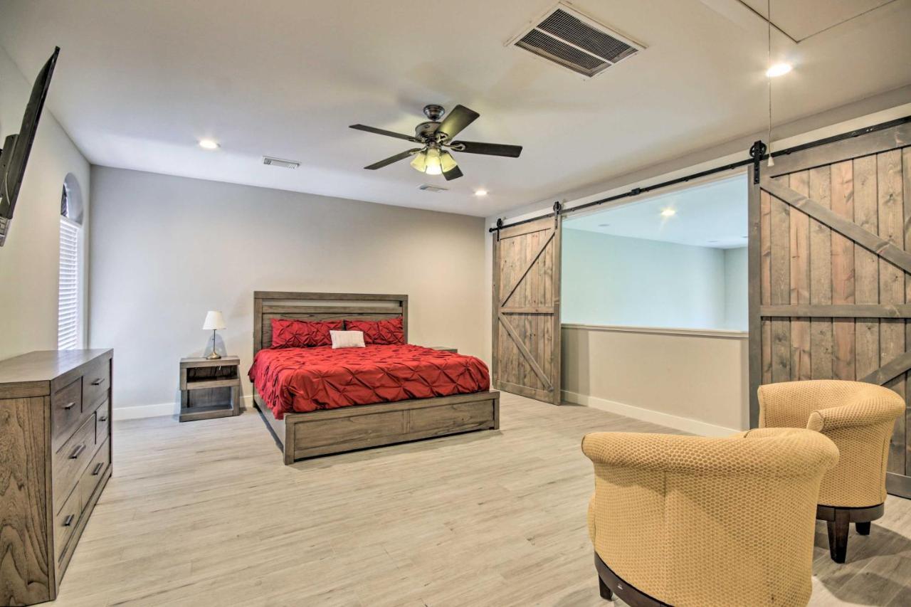 Eado Home, Walk To Convention Center! Holiday home Houston